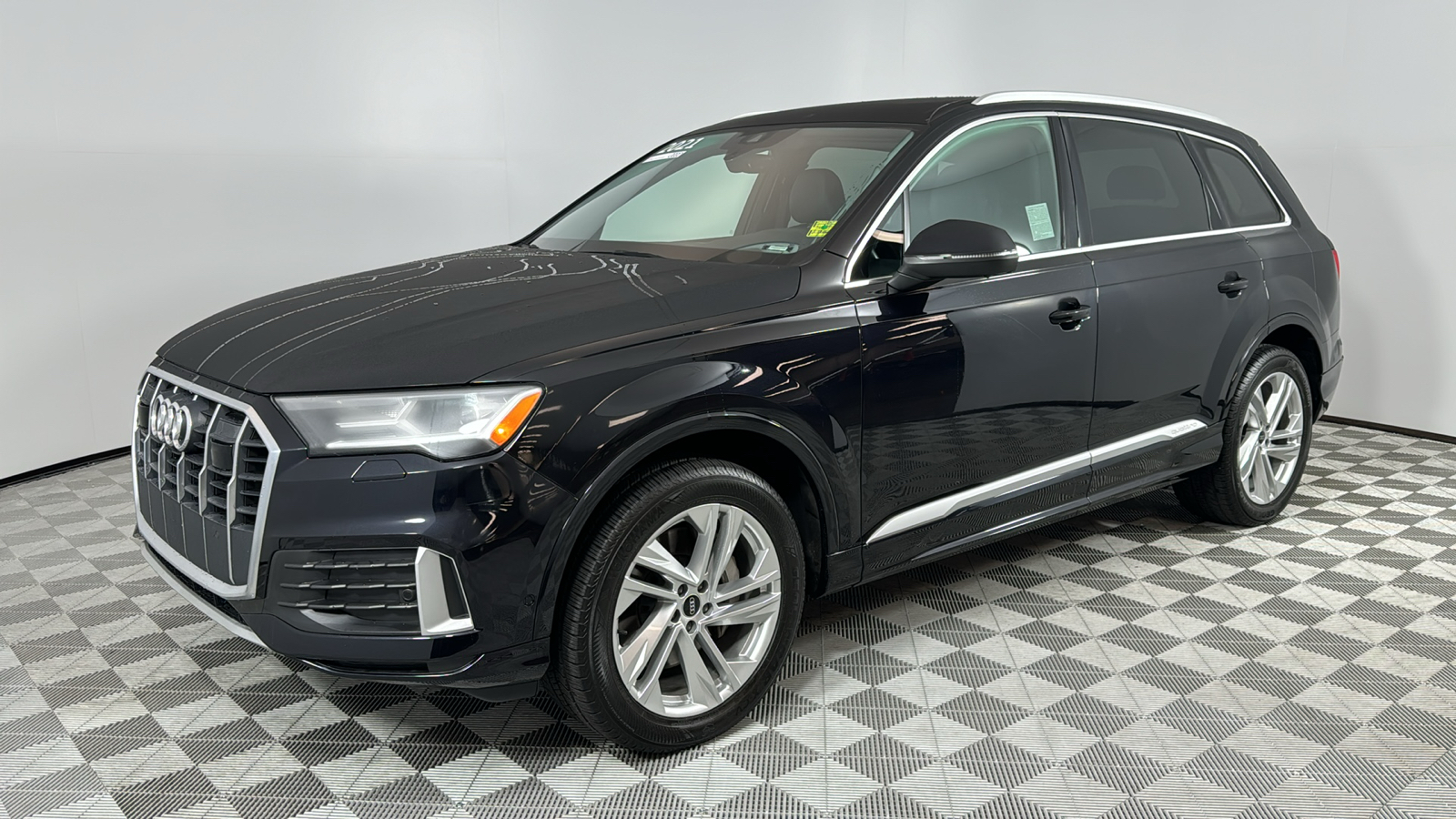 2021 Audi Q7 45 Premium Plus 1