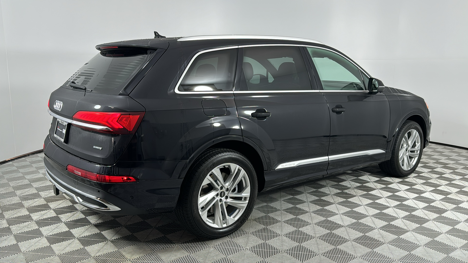 2021 Audi Q7 45 Premium Plus 5