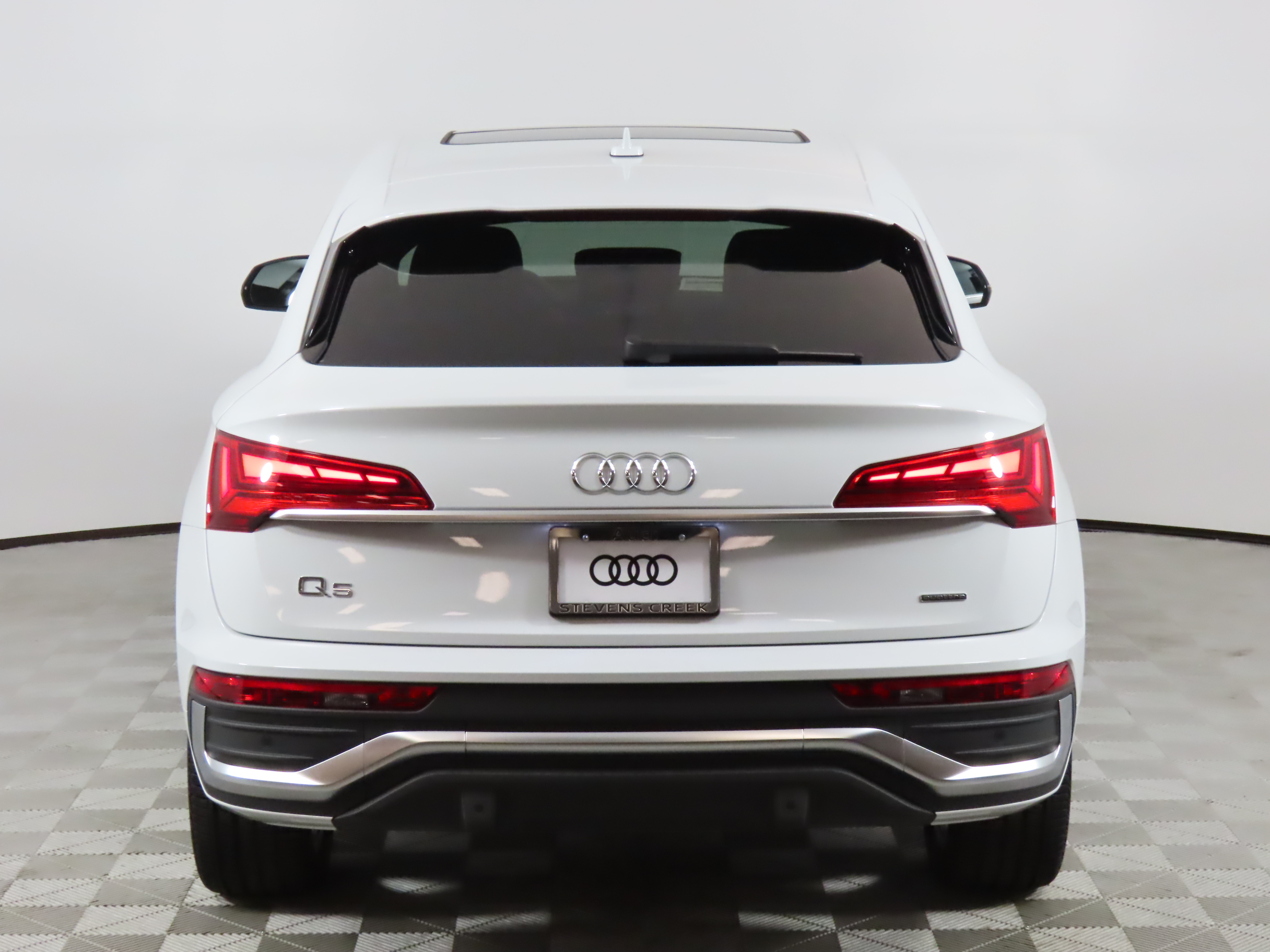 2024 Audi Q5 Sportback  4