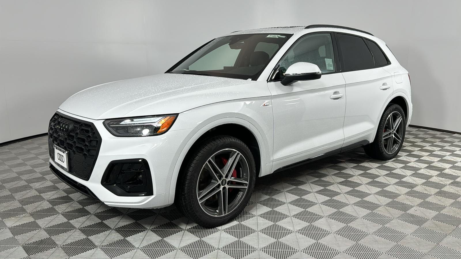 2024 Audi Q5 e  1