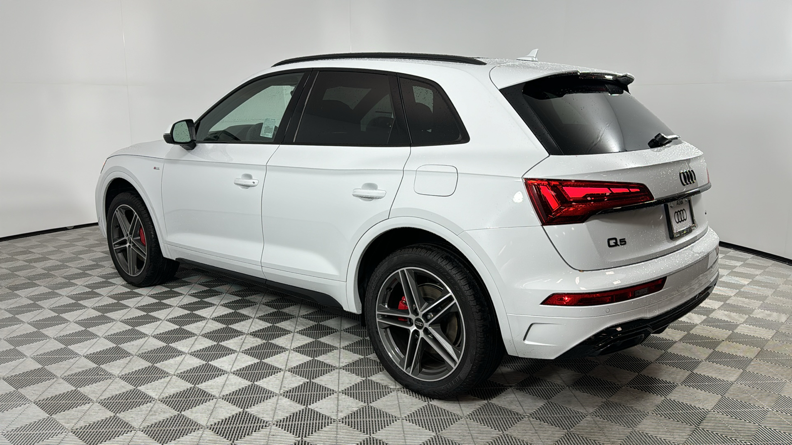 2024 Audi Q5 e  3