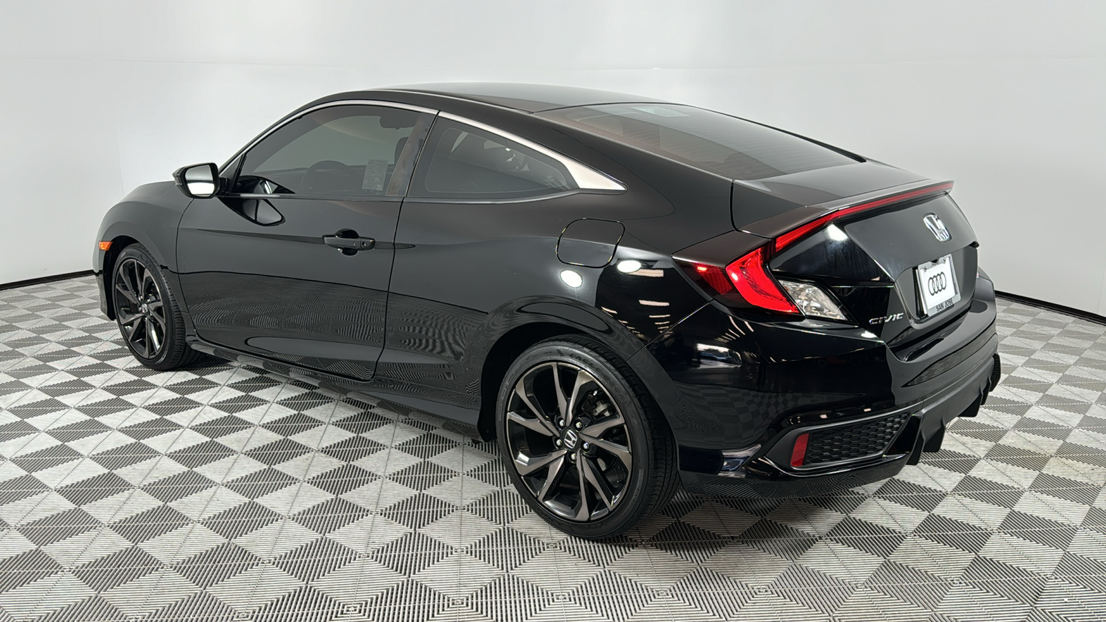 2020 Honda Civic Sport 3