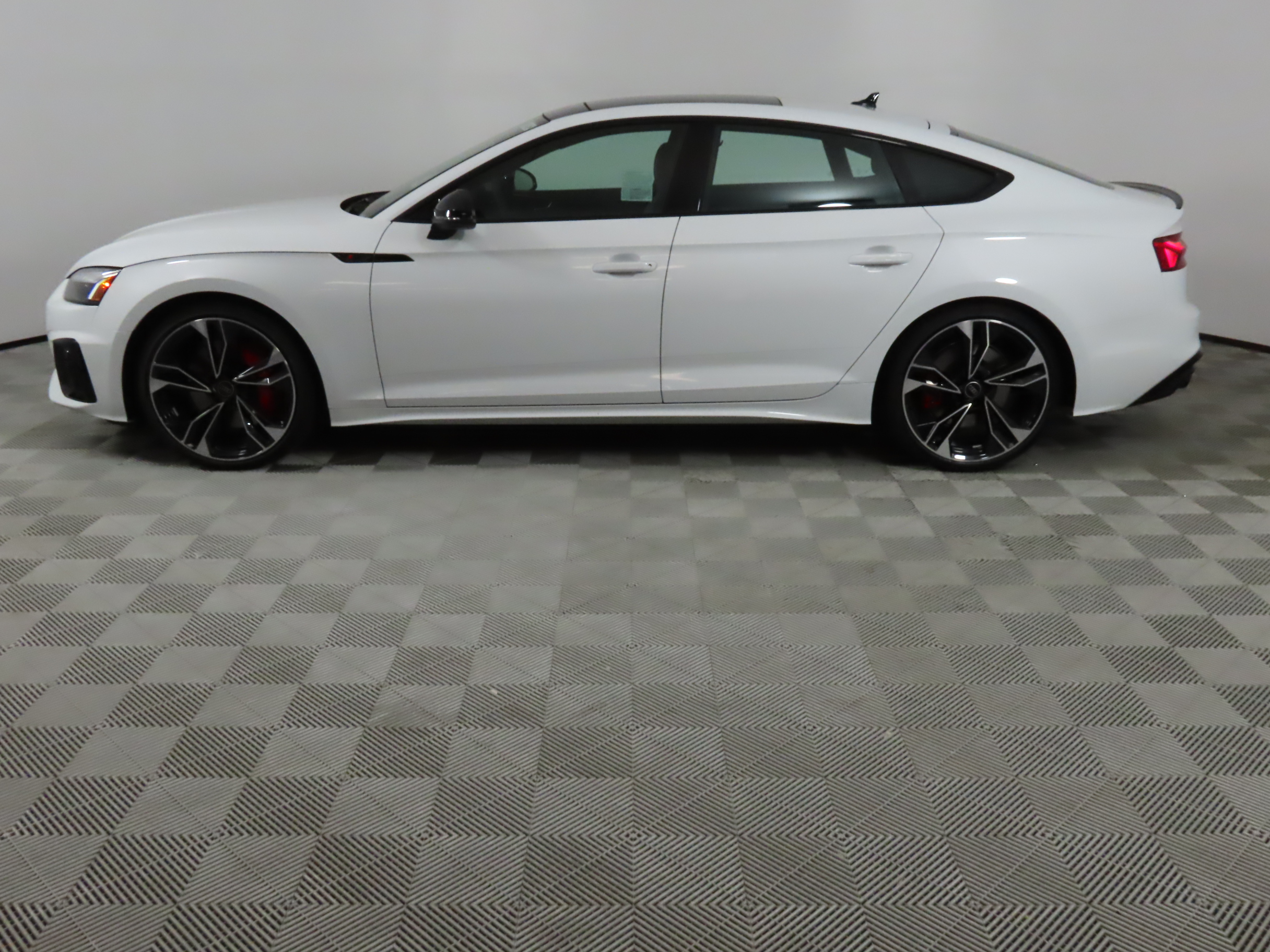 2024 Audi S5 Sportback  2