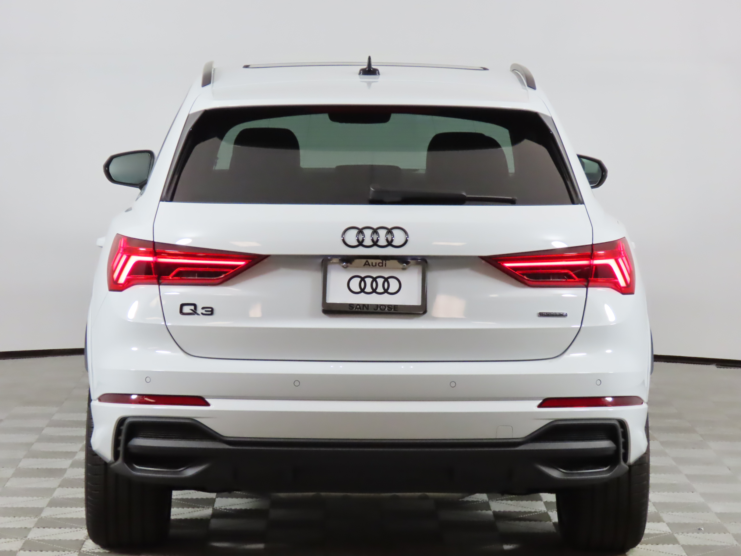 2024 Audi Q3  4