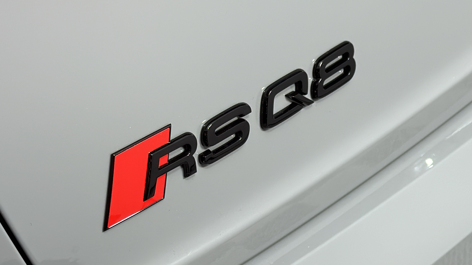 2024 Audi RS Q8 4.0T 9