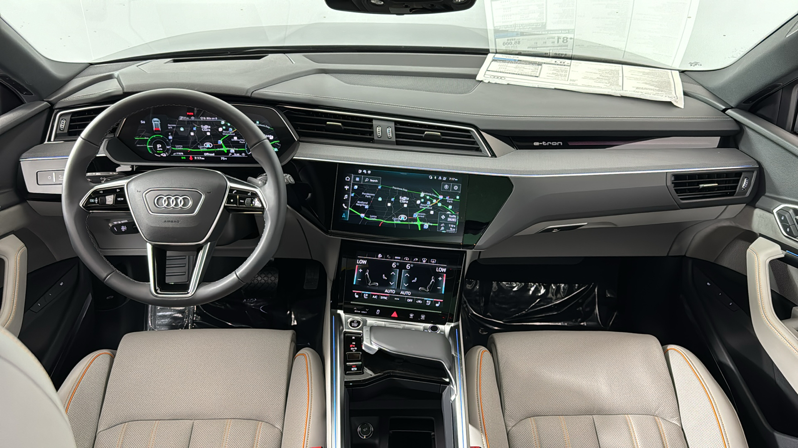 2024 Audi Q8 e-tron  10