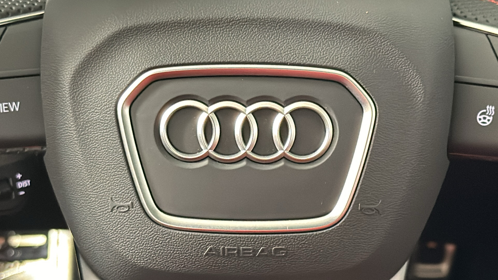 2024 Audi SQ5  15