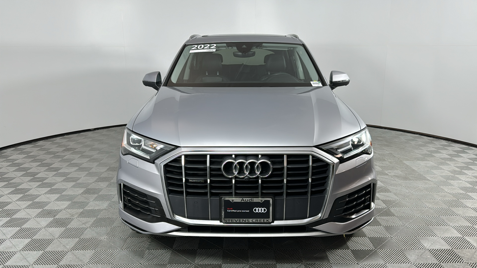 2022 Audi Q7 45 Premium 8