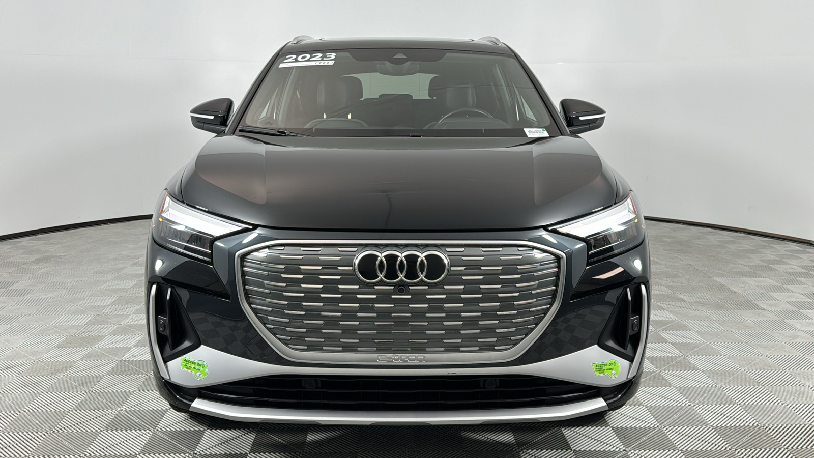 2023 Audi Q4 e-tron Premium Plus 8