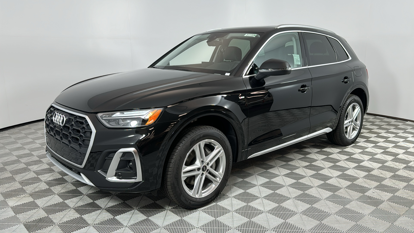 2024 Audi Q5 e  1