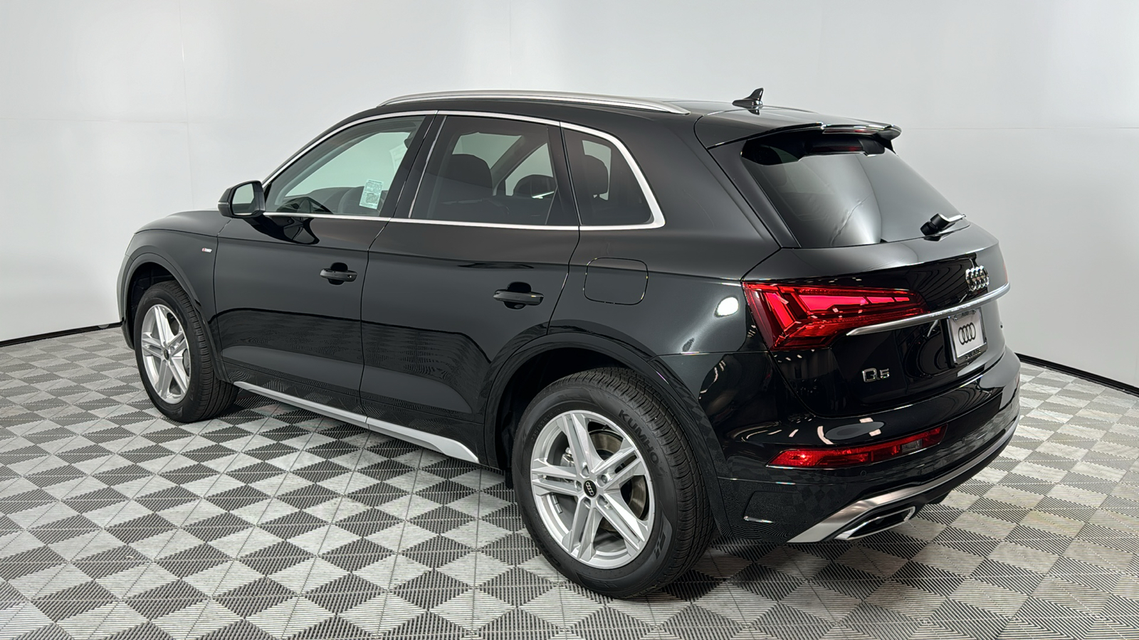 2024 Audi Q5 e  3