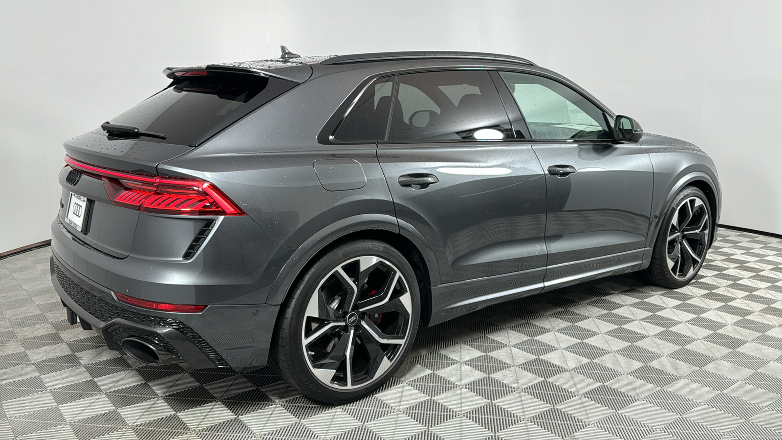 2024 Audi RS Q8 4.0T 5