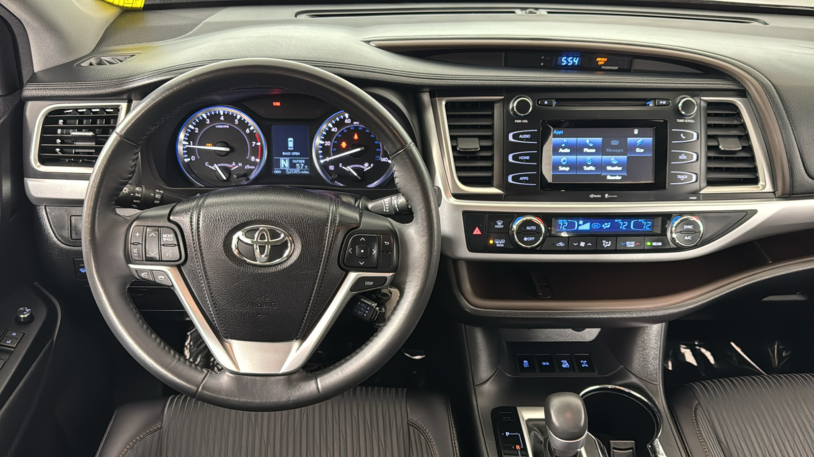 2014 Toyota Highlander LE Plus V6 12