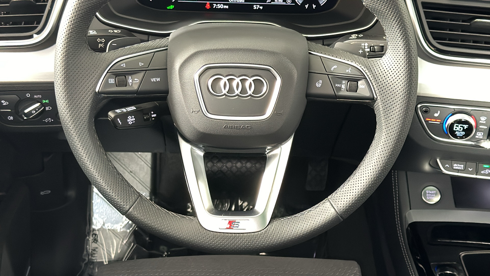 2024 Audi Q5 e  15