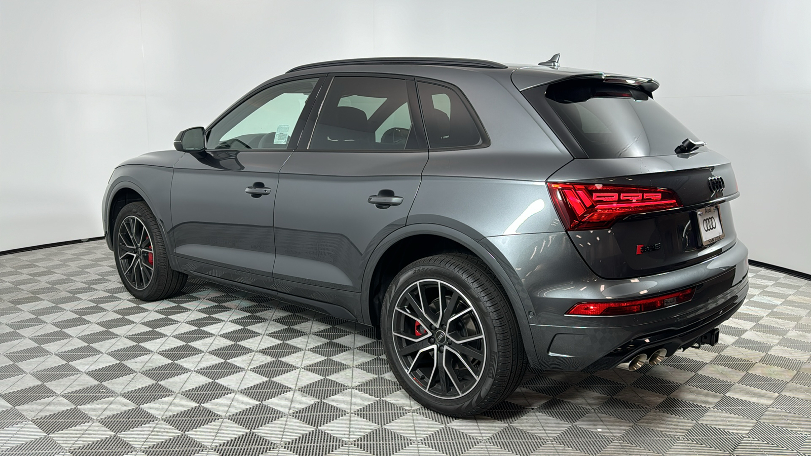 2024 Audi SQ5  3