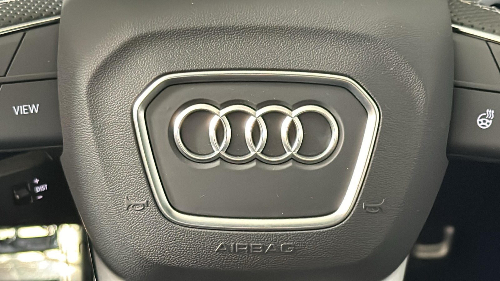 2024 Audi SQ5  15