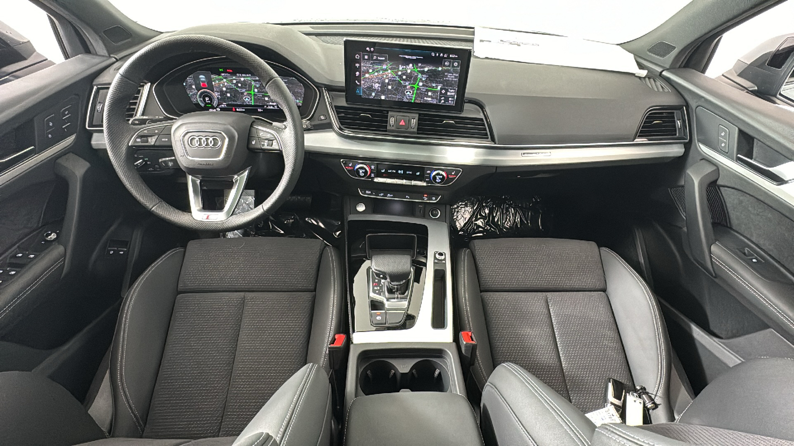 2024 Audi Q5 e  12