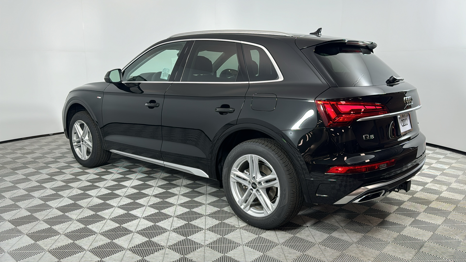 2024 Audi Q5 e  3