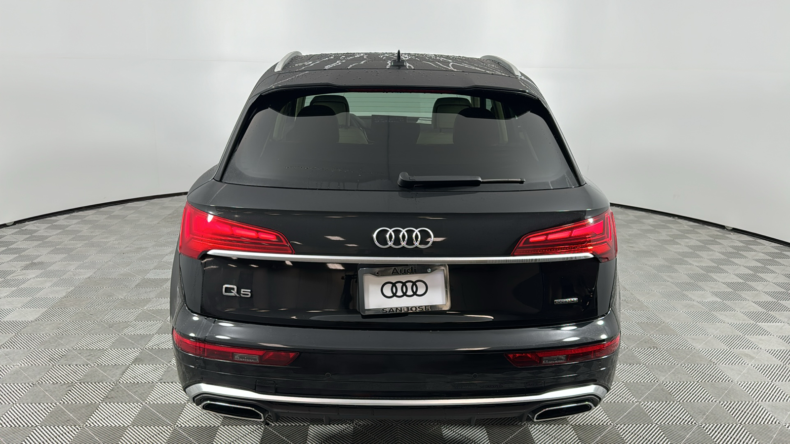 2024 Audi Q5 e  4