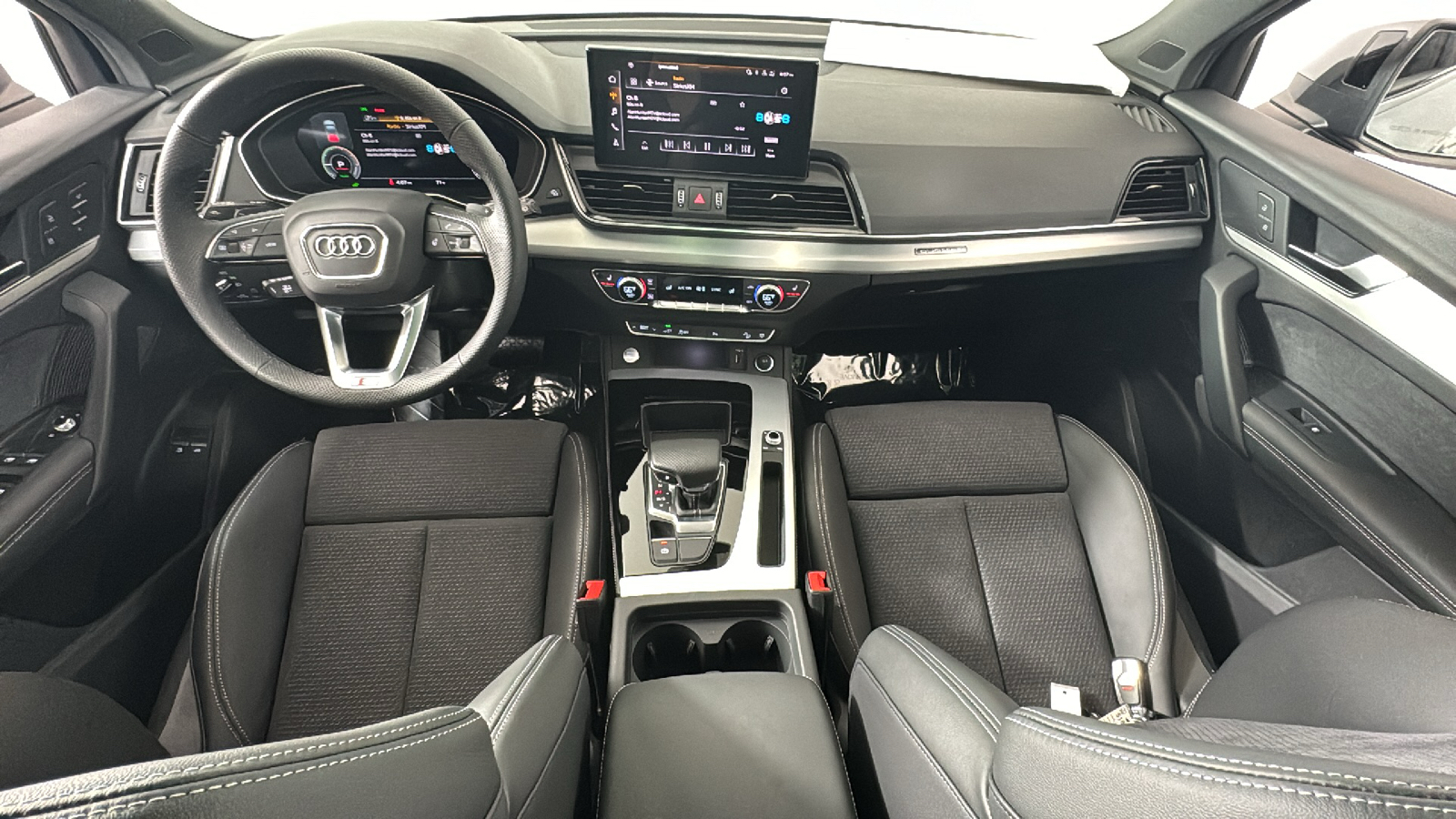 2024 Audi Q5 e  12