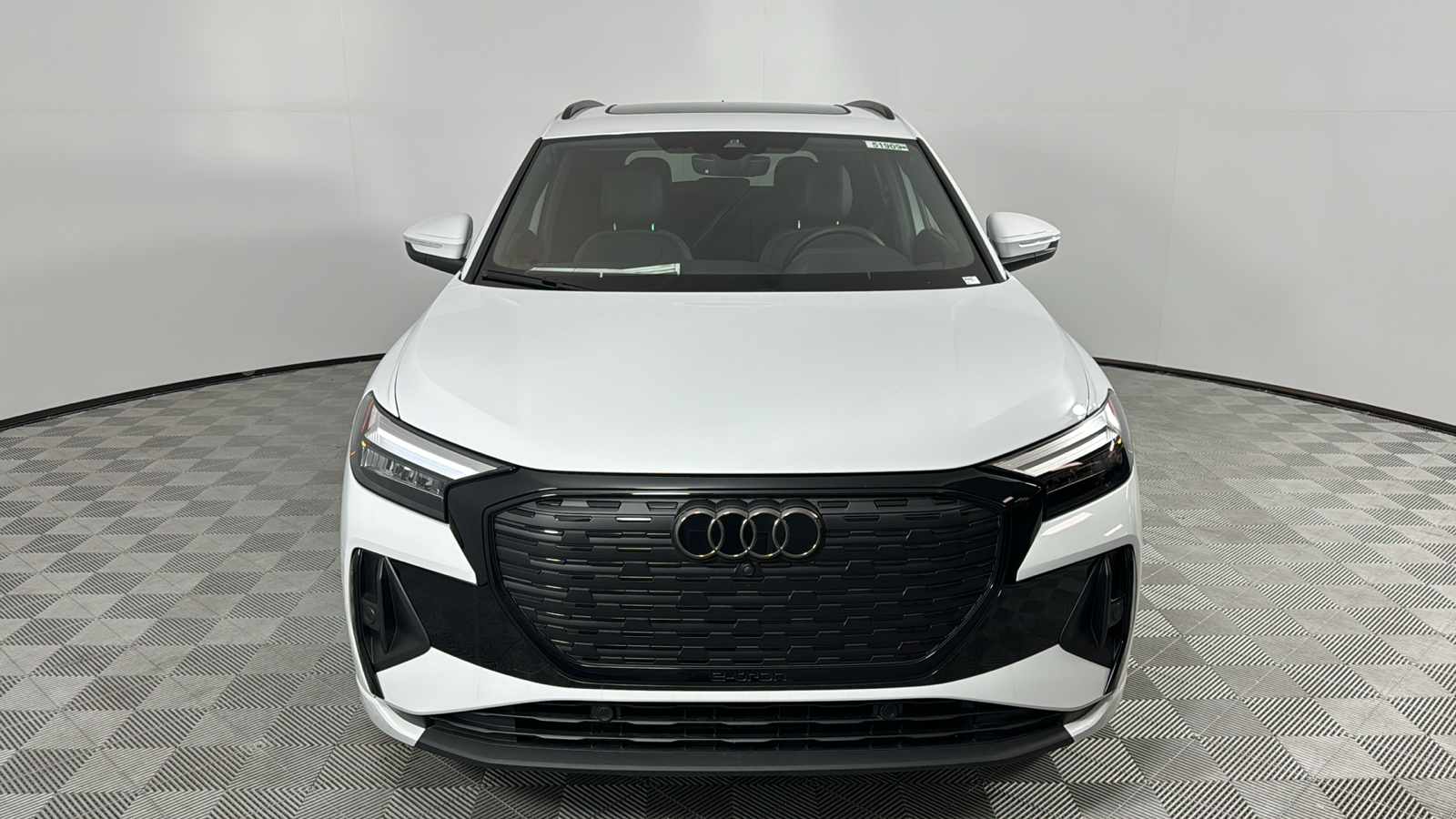 2024 Audi Q4 e-tron  8