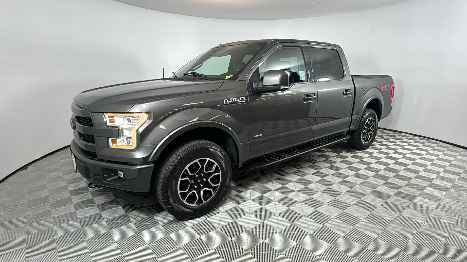 2017 Ford F-150 Lariat 1