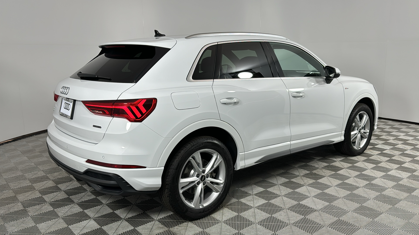 2024 Audi Q3  5