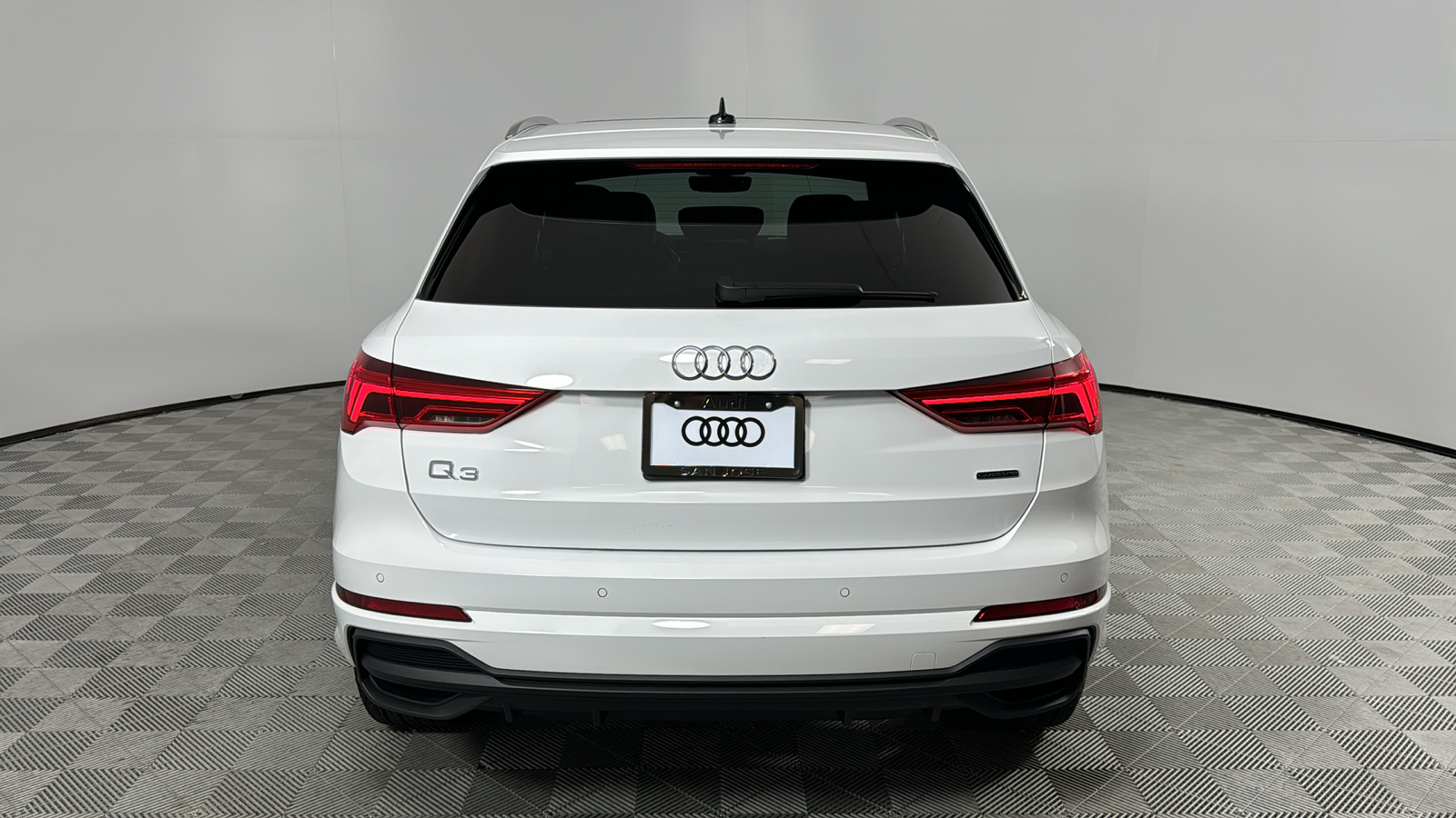 2024 Audi Q3  4