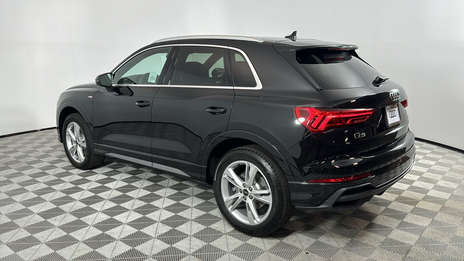 2024 Audi Q3  3