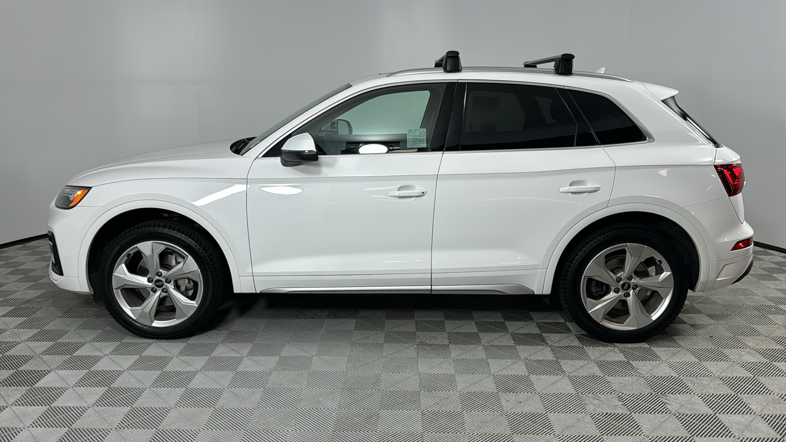 2021 Audi Q5 45 Premium Plus 2