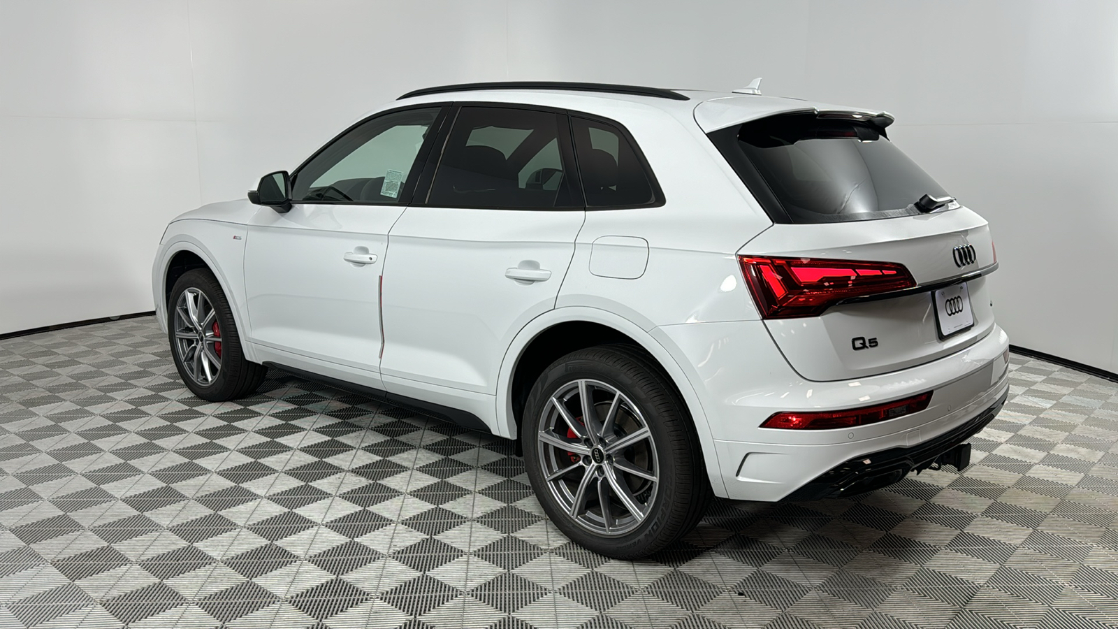 2024 Audi Q5 e  3