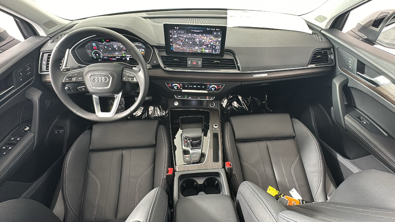 2025 Audi Q5 e  12