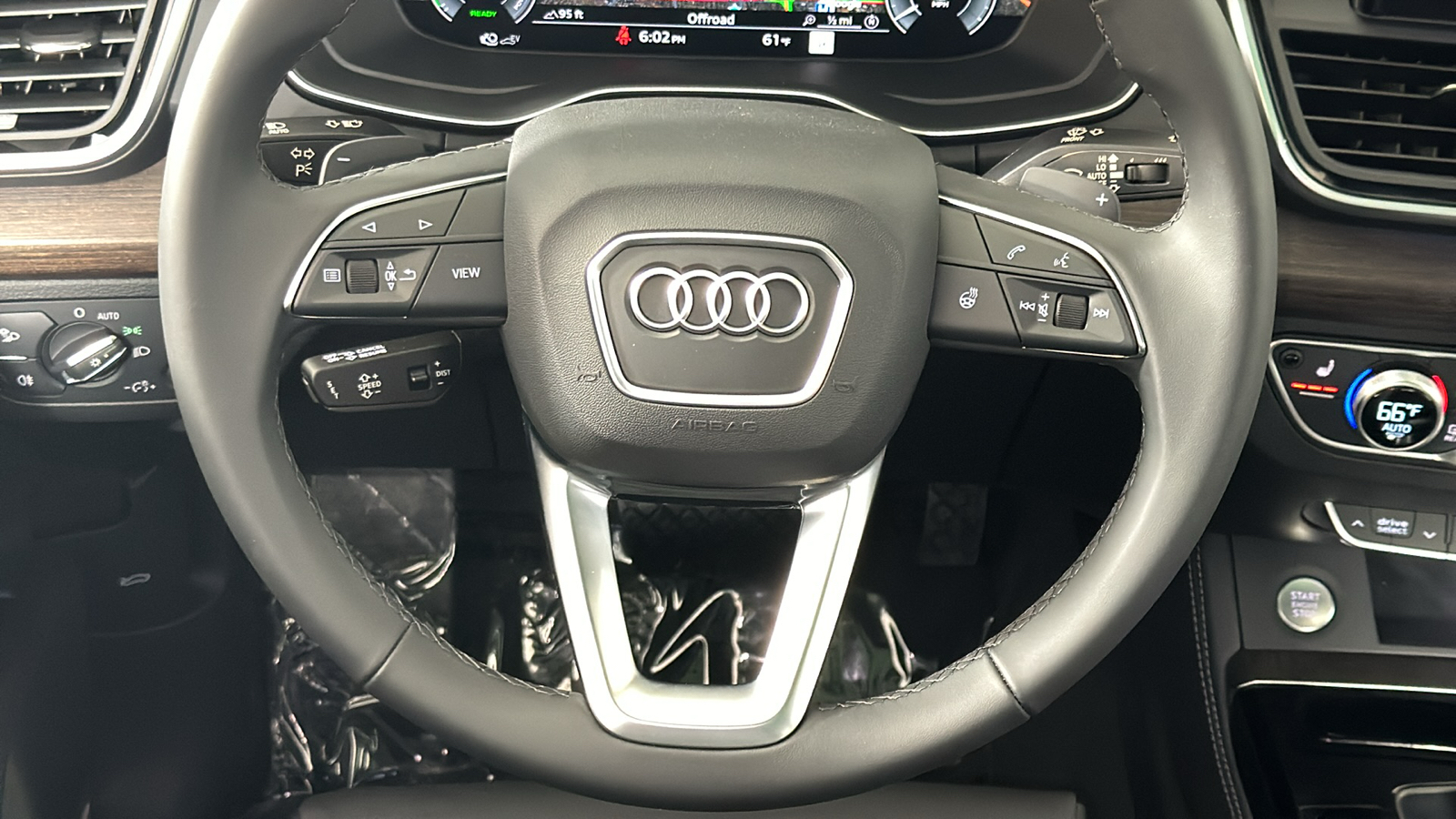 2025 Audi Q5 e  15