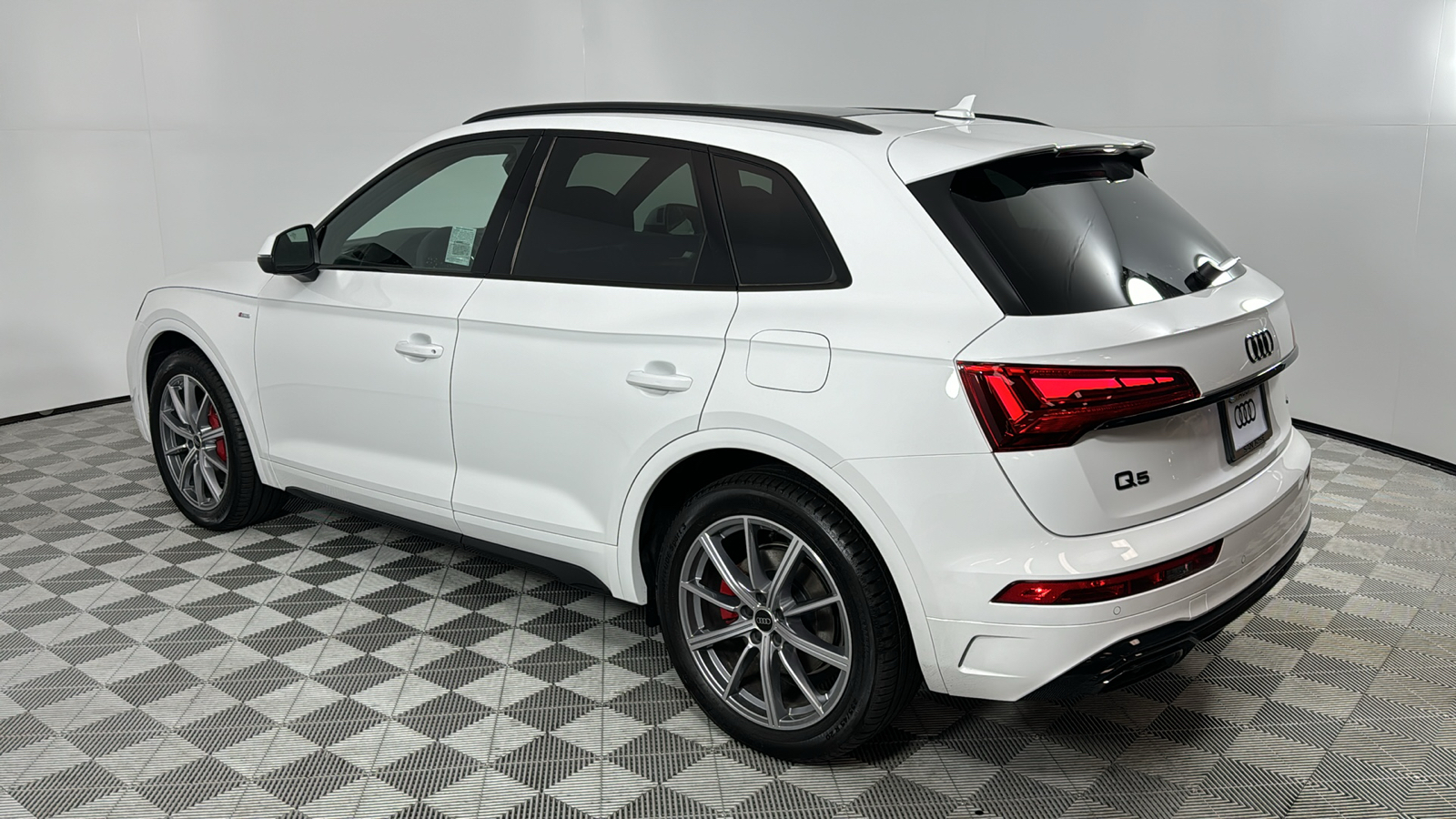 2025 Audi Q5 e  3