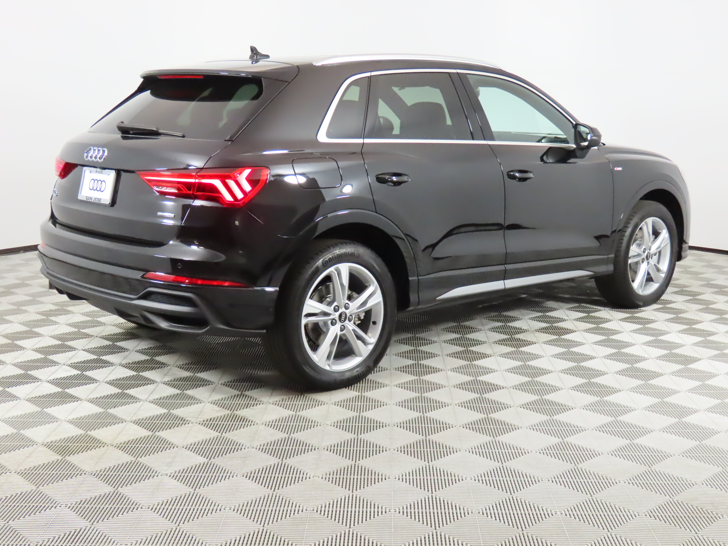 2024 Audi Q3  5