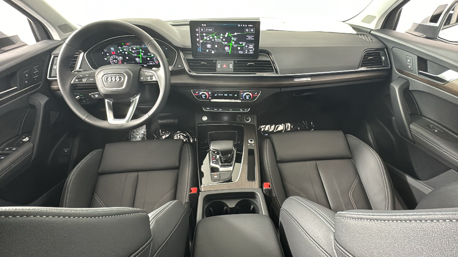 2025 Audi Q5  12