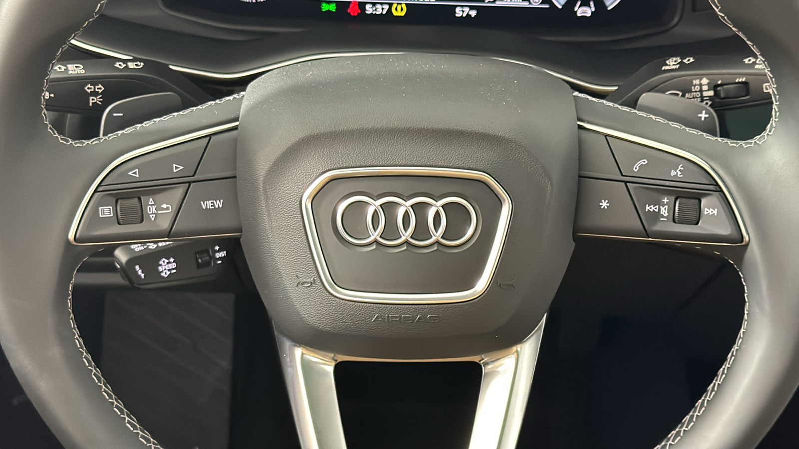 2025 Audi Q7  13