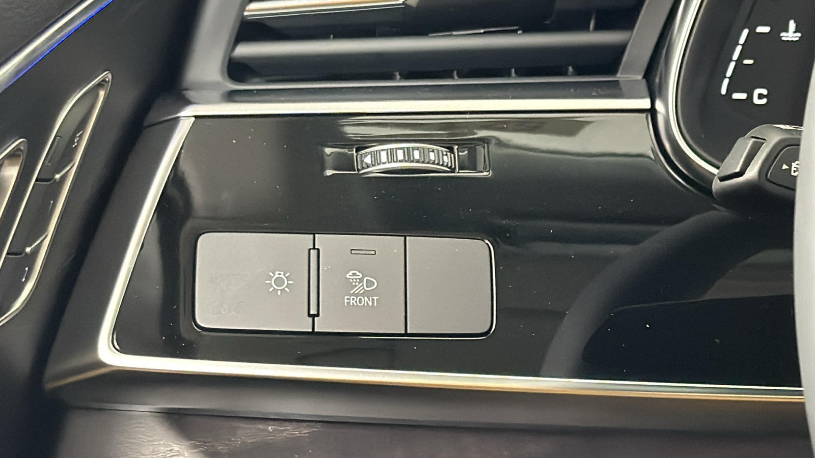 2025 Audi Q7  17