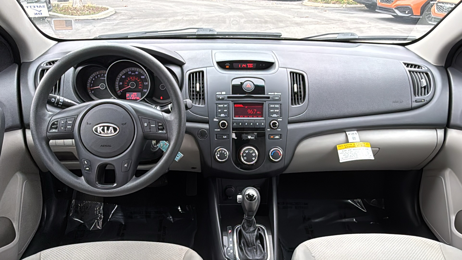 2011 Kia Forte EX 12