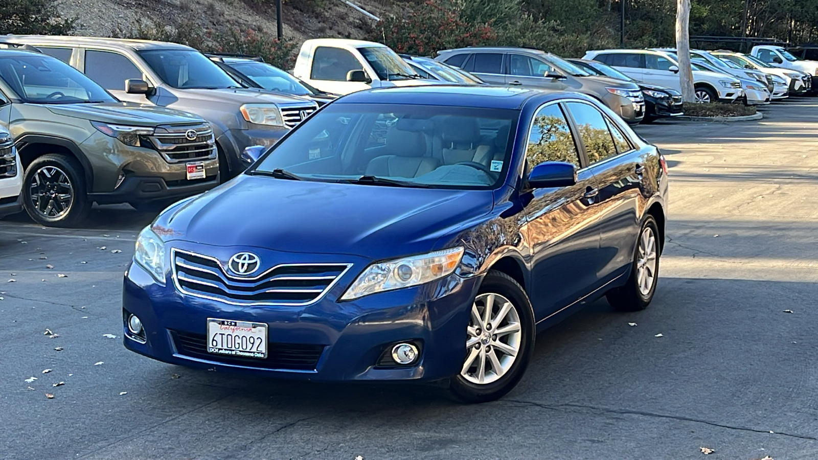 2011 Toyota Camry XLE 1