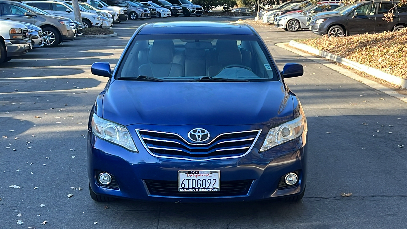 2011 Toyota Camry XLE 2