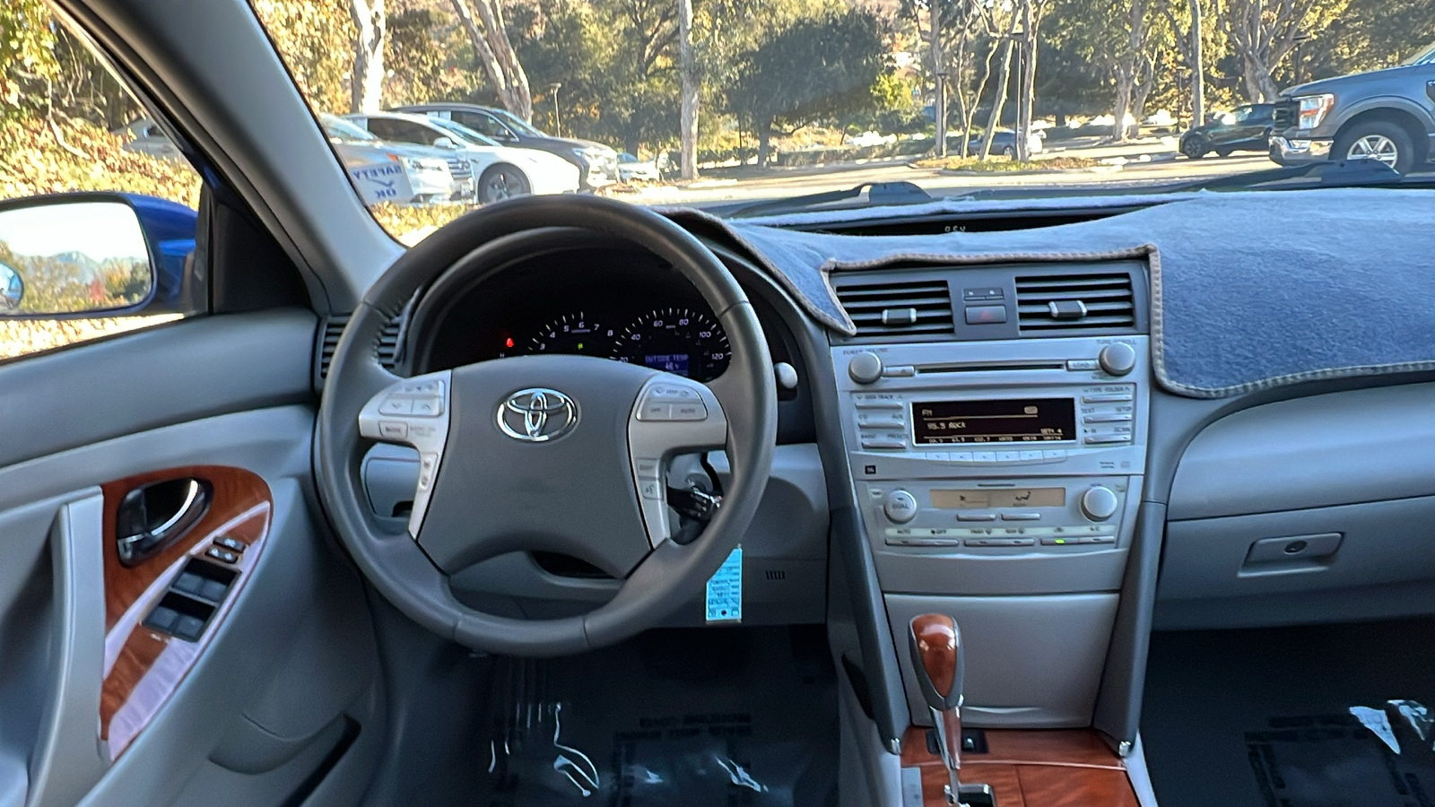 2011 Toyota Camry XLE 13