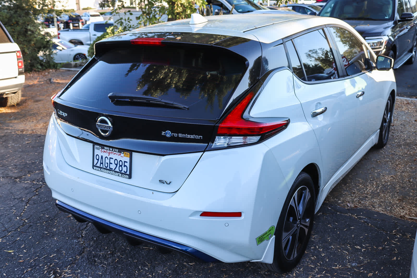 2022 Nissan LEAF SV 4