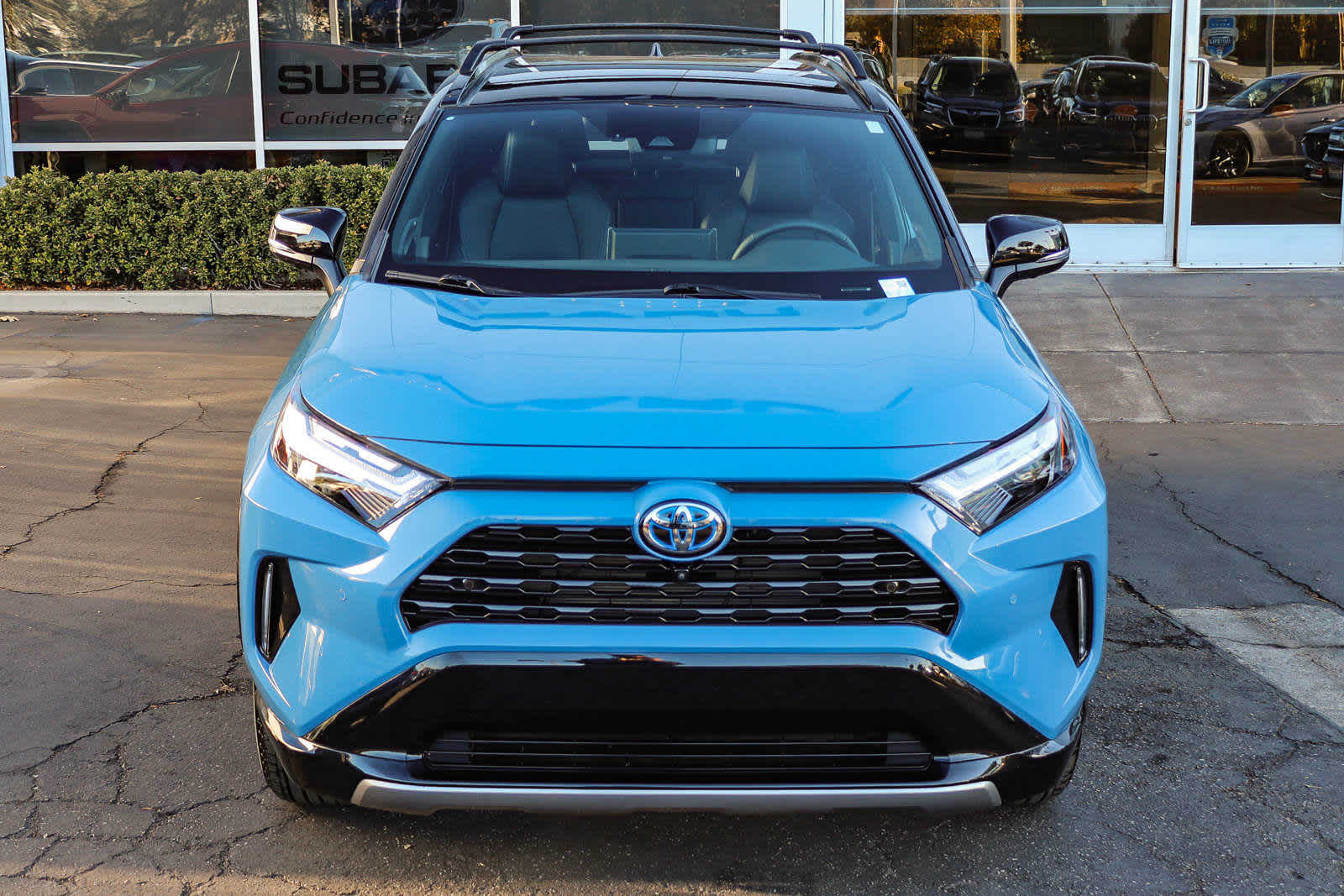 2022 Toyota RAV4 Hybrid XSE 2