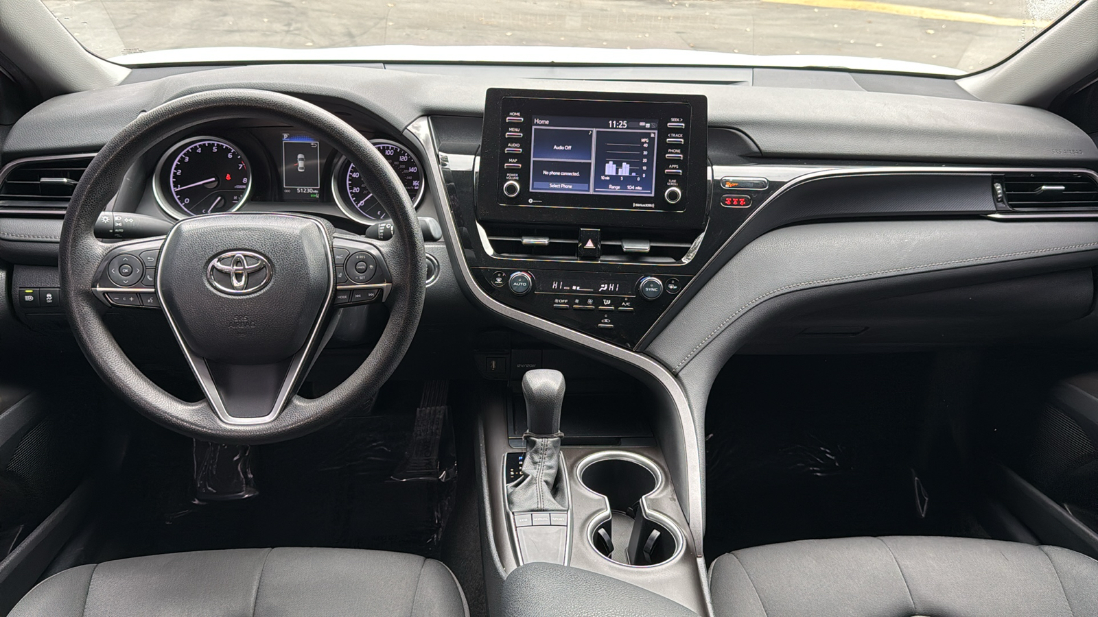 2022 Toyota Camry LE 12