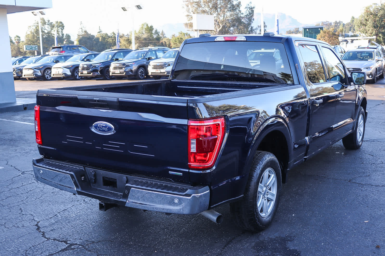 2023 Ford F-150 XLT 2WD SuperCrew 6.5 Box 4