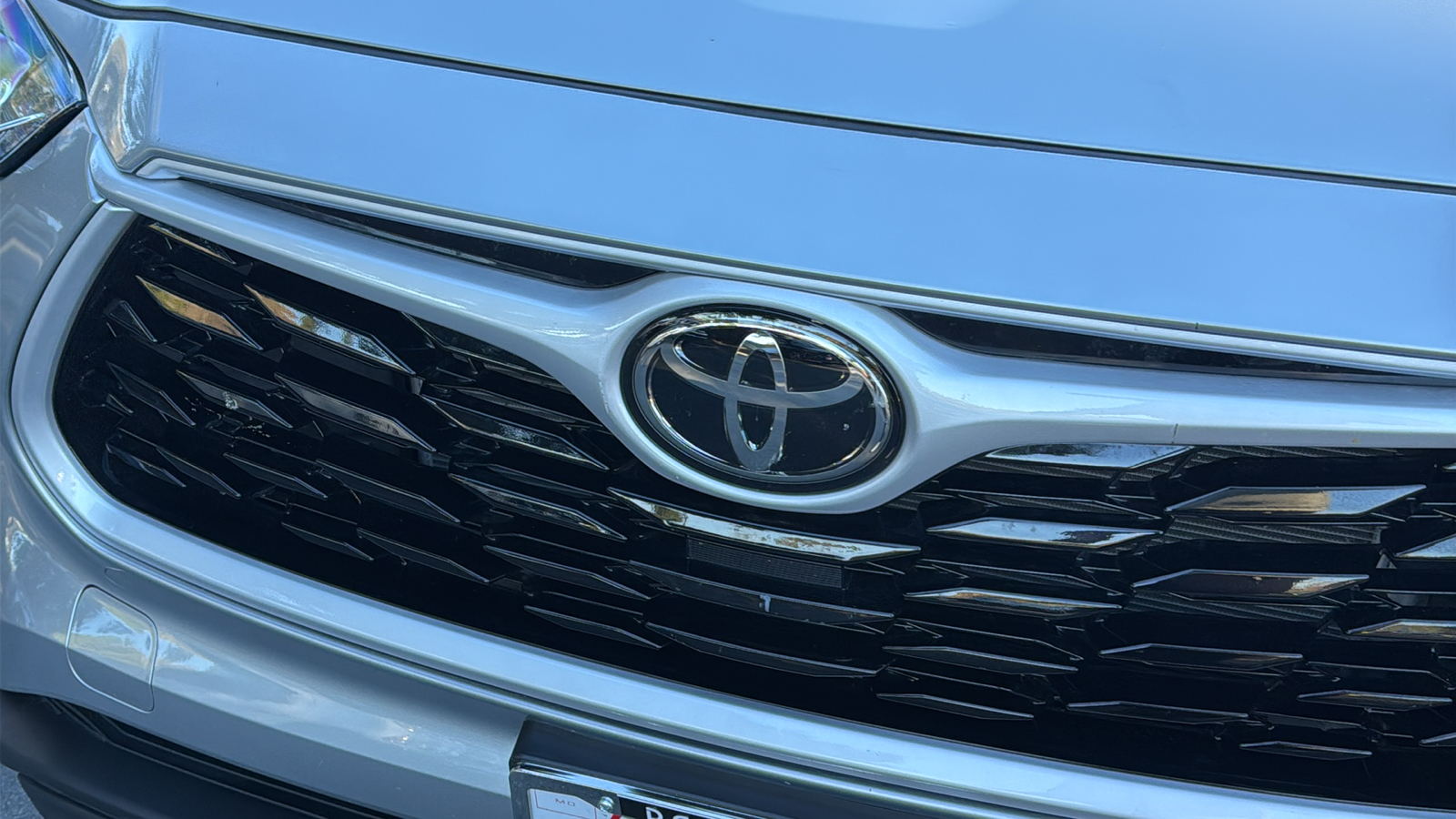 2024 Toyota Highlander XLE 11