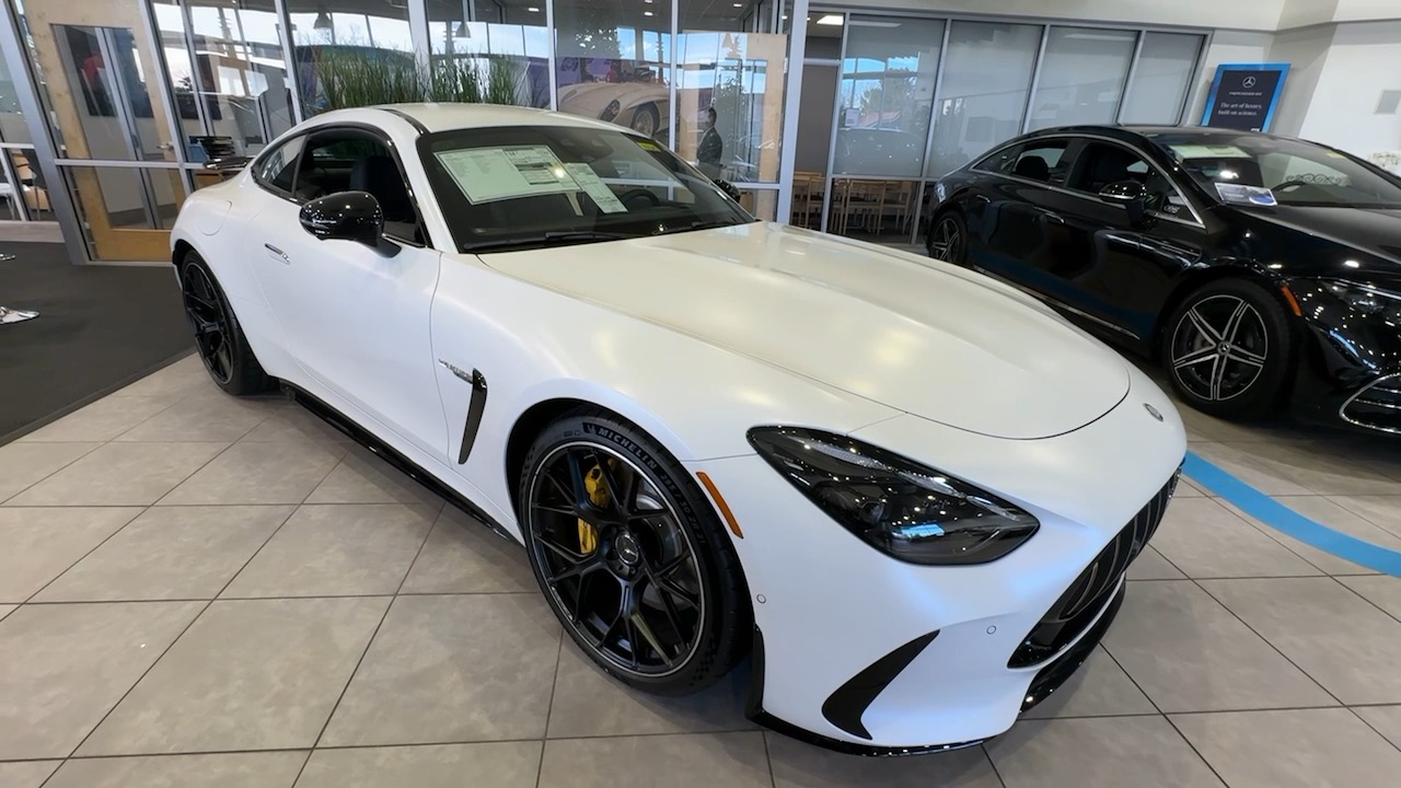 2025 Mercedes-Benz AMG GT 55 3