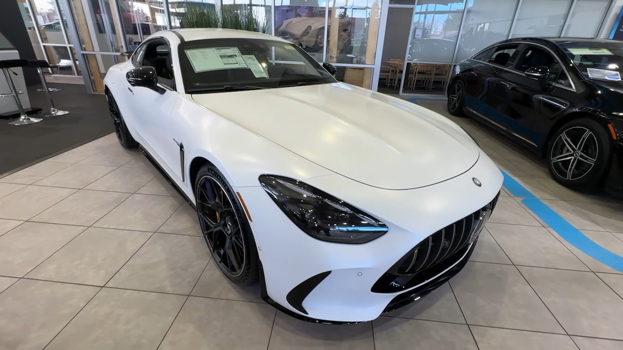 2025 Mercedes-Benz AMG GT 55 22