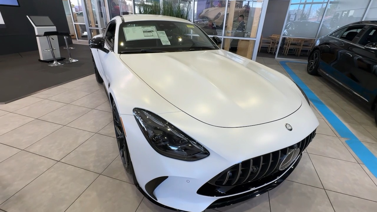 2025 Mercedes-Benz AMG GT 55 23